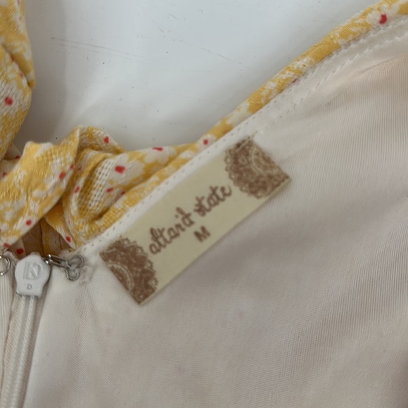 Altar’d State Dress Medium yellow floral boho - Picture 6 of 7